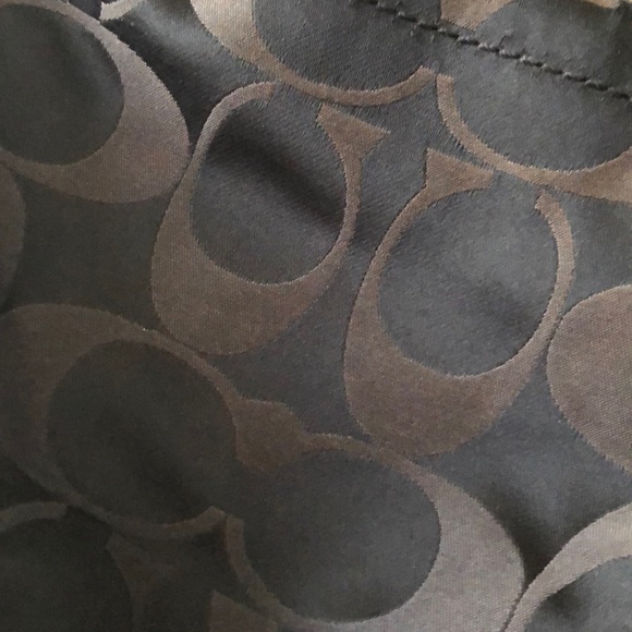 Black Coach Signature Purse - Picture 2 of 8